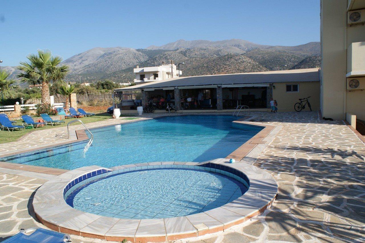 Cretan Family Apartments Malia  Ngoại thất bức ảnh