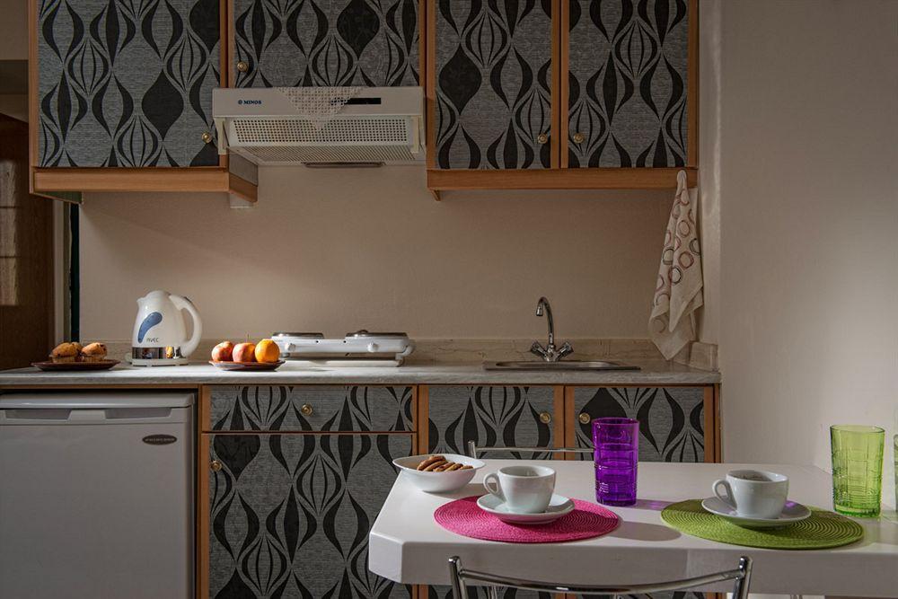 Cretan Family Apartments Malia  Ngoại thất bức ảnh
